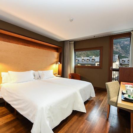 Sommos Hotel Aneto Benasque Eksteriør billede