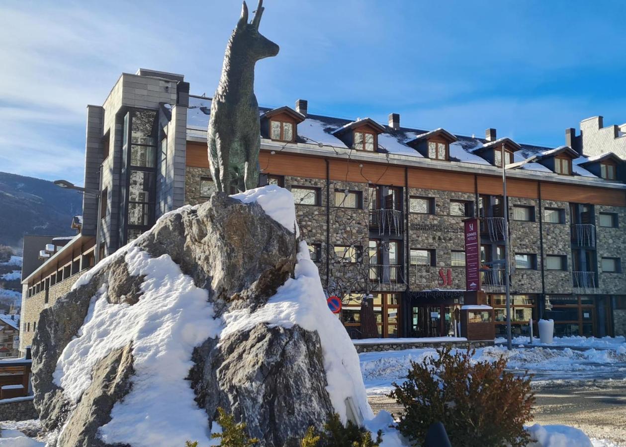 Sommos Hotel Aneto Benasque Eksteriør billede